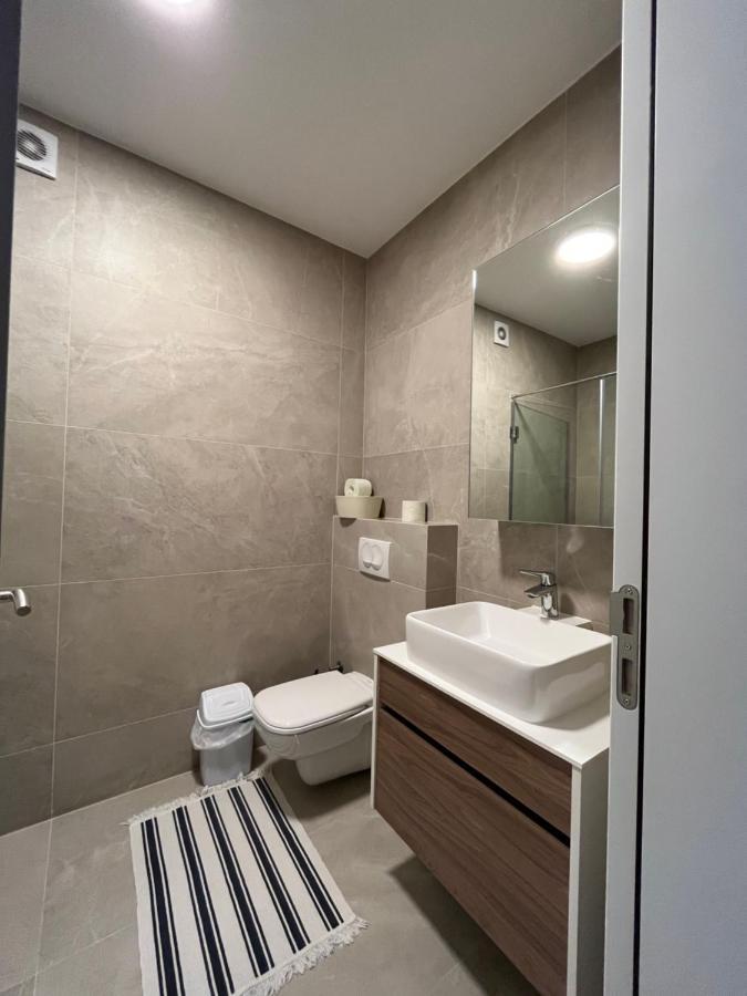 Central Luxury Apartment พริสตีนา ภายนอก รูปภาพ