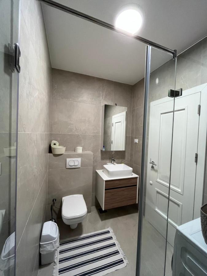 Central Luxury Apartment พริสตีนา ภายนอก รูปภาพ